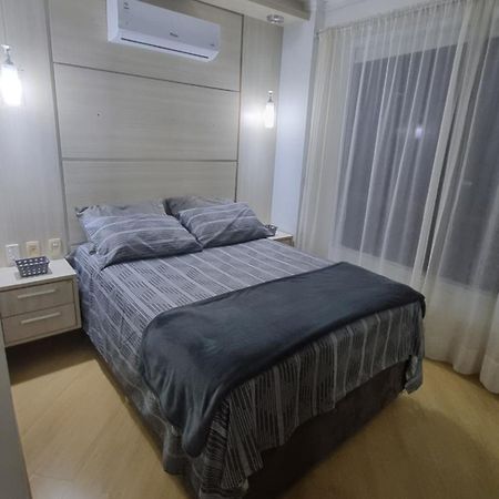 1 Quadra Da Praia E Da Roda Gigante Balneario Camboriu Ngoại thất bức ảnh