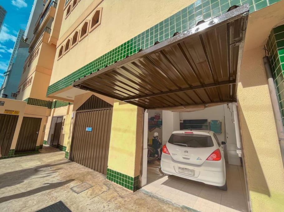 1 Quadra Da Praia E Da Roda Gigante Balneario Camboriu Ngoại thất bức ảnh
